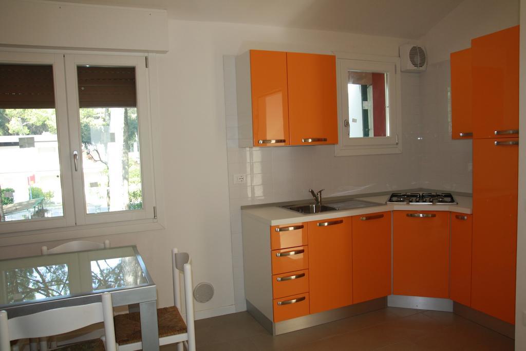 Villaggio Solveig Family Apartments Lido di Jesolo Zimmer foto
