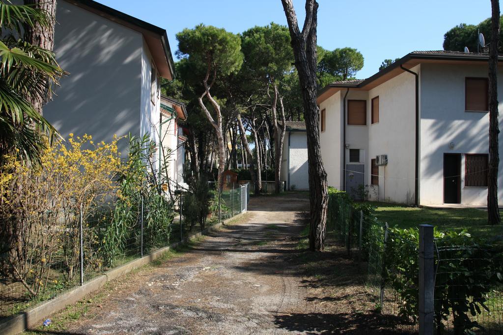 Villaggio Solveig Family Apartments Lido di Jesolo Exterior foto